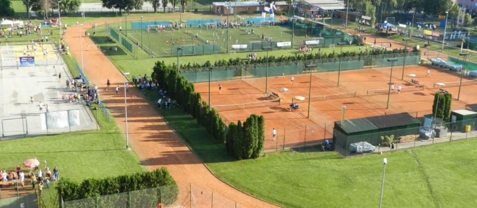 Meridian Zagreb Luaran gambar